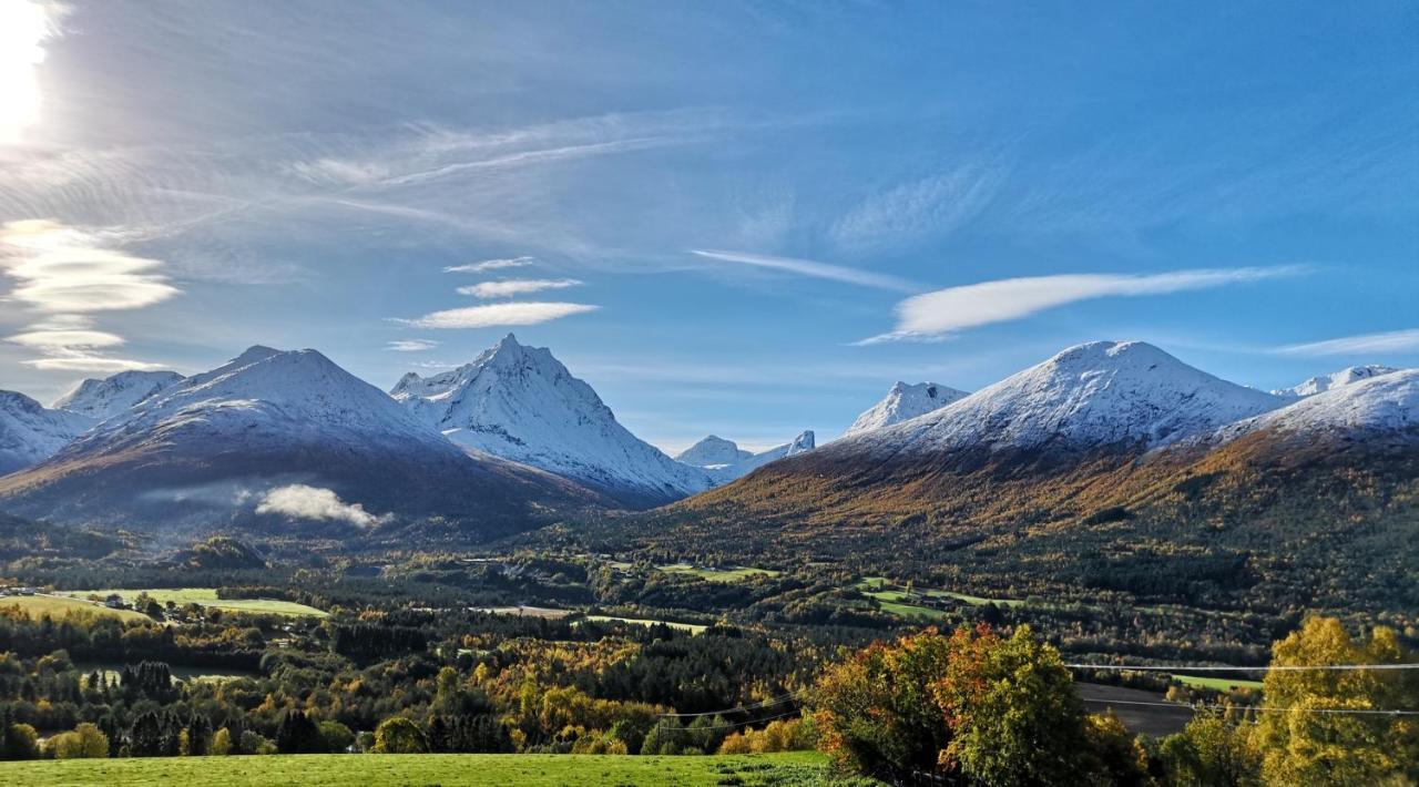 Romsdalseggen Lodge Isfjorden 외부 사진